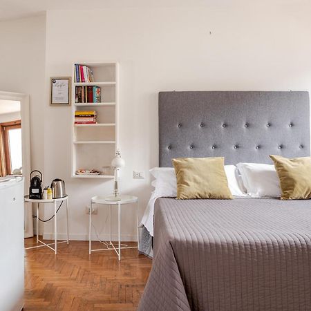 Bari Landlord 71 - Central Rooms Εξωτερικό φωτογραφία