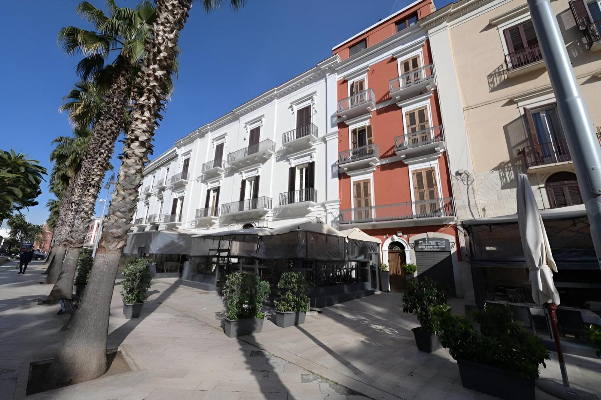 Bari Landlord 71 - Central Rooms Εξωτερικό φωτογραφία